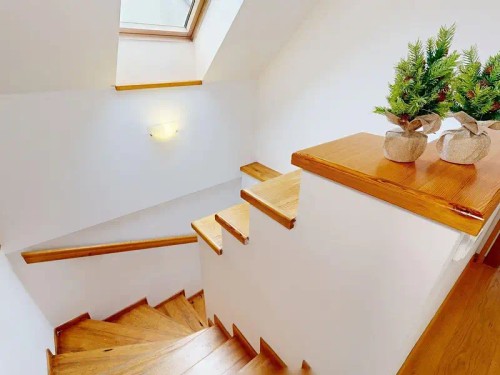 Prodej domu 317 m², pozemek 1233 m²