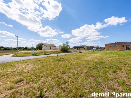 Prodej stavebního pozemku 640 m²