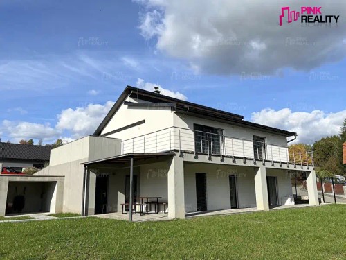 Prodej domu 187 m², pozemek 1358 m²