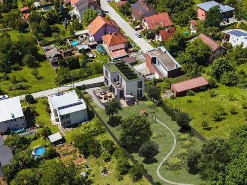 Prodej stavebního pozemku 1276 m²