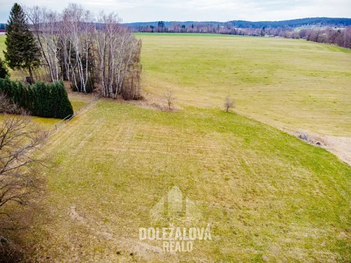 Prodej stavebního pozemku 2800 m²