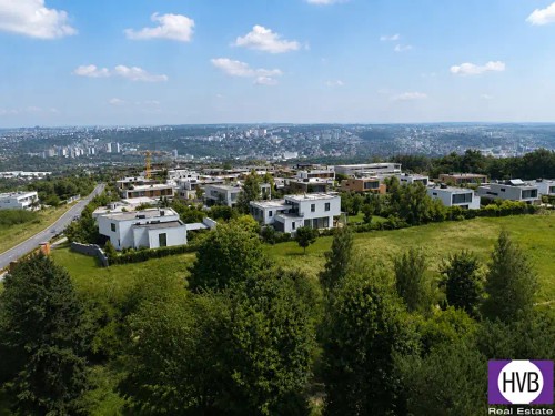 Prodej stavebního pozemku 842 m²