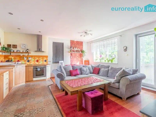 Prodej domu 239 m², pozemek 1610 m²