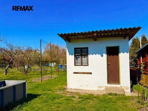 Prodej chaty 8 m², pozemek 355 m²