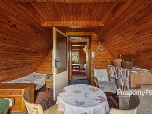 Prodej stavebního pozemku 1280 m²