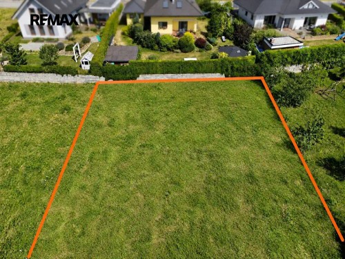 Prodej stavebního pozemku 818 m²