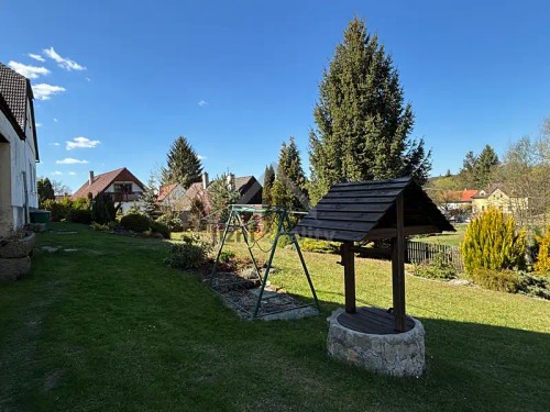 Prodej domu 300 m², pozemek 2758 m²