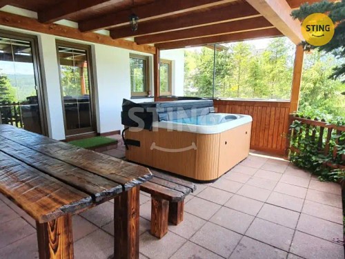 Prodej domu 268 m², pozemek 1827 m²