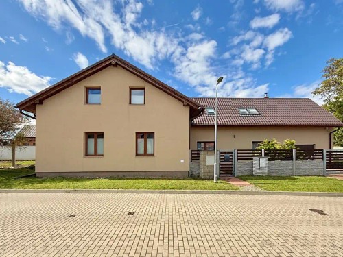 Prodej domu 183 m², pozemek 743 m²