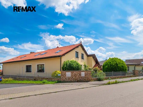 Prodej domu 570 m², pozemek 1464 m²