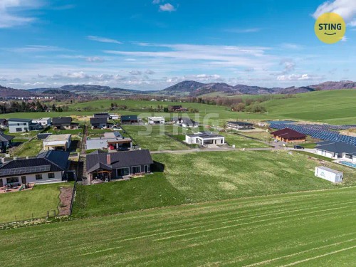 Prodej stavebního pozemku 1106 m²