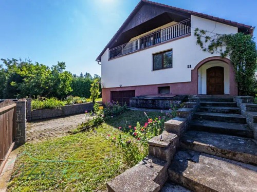 Prodej domu 377 m², pozemek 935 m²