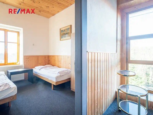 Prodej domu 560 m², pozemek 887 m²