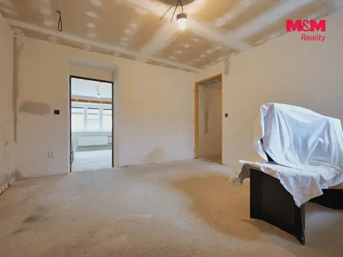 Prodej domu 240 m², pozemek 1701 m²