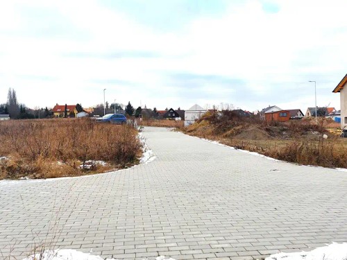 Prodej stavebního pozemku 1093 m²