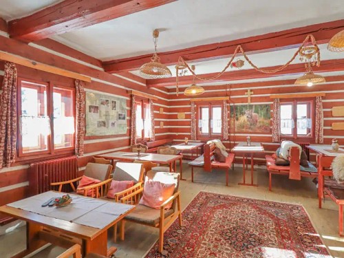Prodej domu 450 m², pozemek 1305 m²