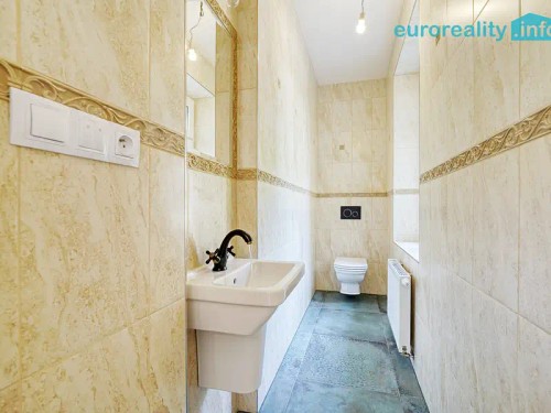 Prodej domu 420 m², pozemek 633 m²