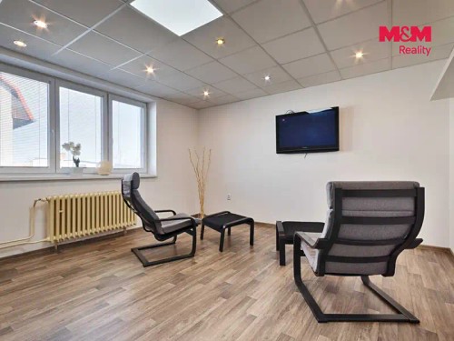 Prodej domu 303 m², pozemek 924 m²