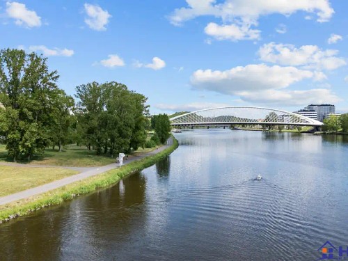 Prodej vily 450 m², pozemek 2270 m²