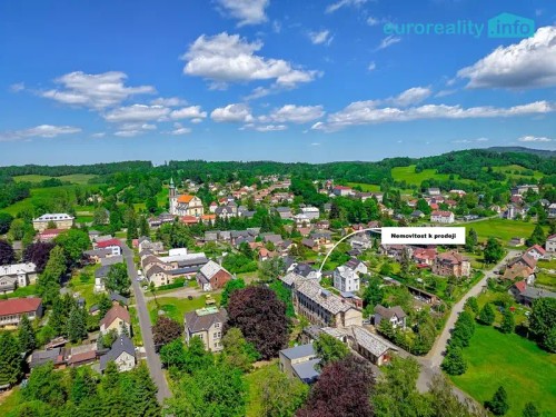 Prodej stavebního pozemku 2399 m²
