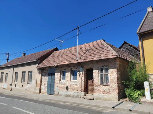 Prodej stavebního pozemku 1833 m²