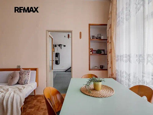 Prodej domu 200 m², pozemek 1223 m²