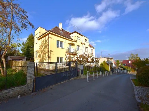 Prodej domu 255 m², pozemek 384 m²