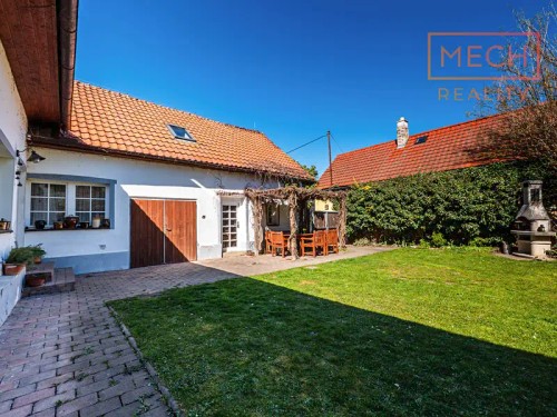 Prodej domu 313 m², pozemek 892 m²