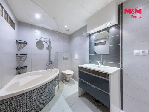 Prodej bytu 3+kk 58 m²