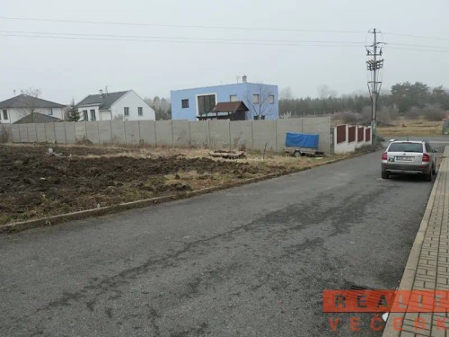 Prodej stavebního pozemku 640 m²