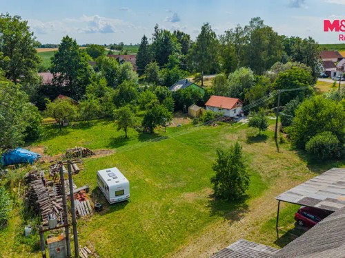 Prodej domu 210 m², pozemek 7574 m²