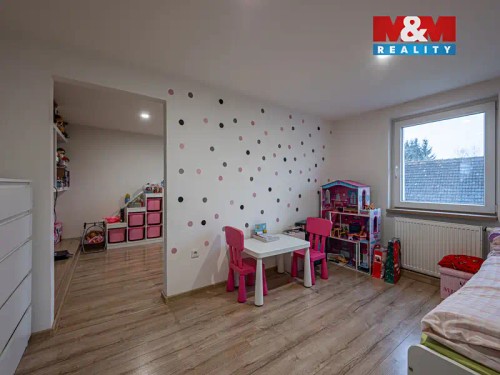 Prodej domu 217 m², pozemek 1439 m²
