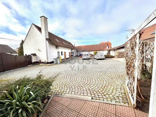 Prodej domu 239 m², pozemek 414 m²