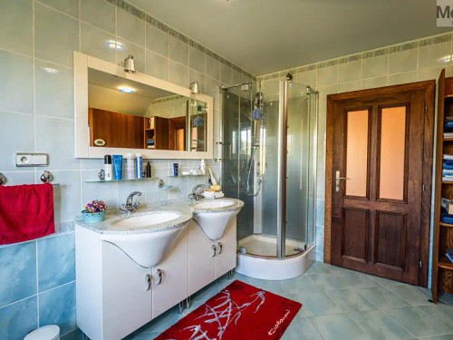 Prodej domu 372 m², pozemek 3764 m²