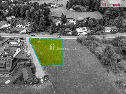 Prodej stavebního pozemku 1200 m²