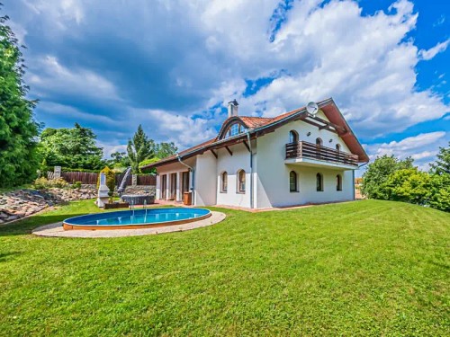 Prodej domu 370 m², pozemek 1856 m²
