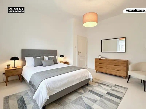 Prodej vily 355 m², pozemek 905 m²