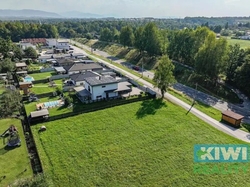 Prodej stavebního pozemku 1000 m²