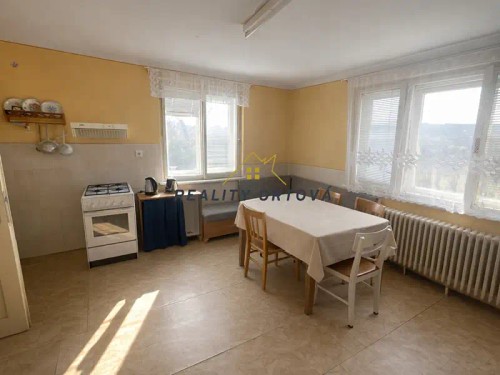 Prodej domu 179 m², pozemek 3930 m²