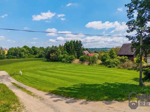 Prodej stavebního pozemku 1451 m²