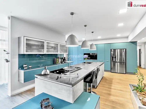 Prodej vily 296 m², pozemek 3134 m²