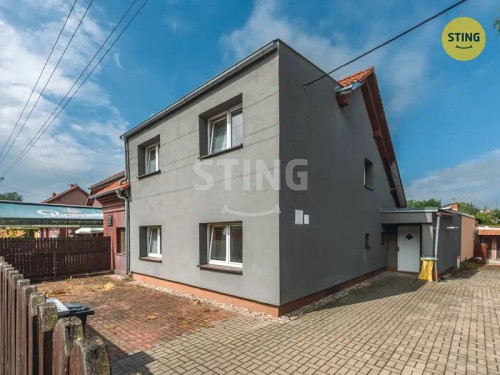 Prodej domu 200 m², pozemek 1235 m²