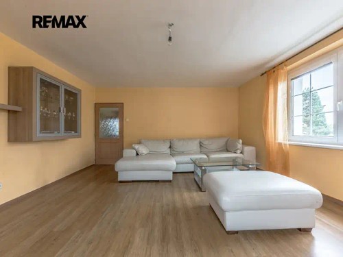Prodej domu 216 m², pozemek 905 m²
