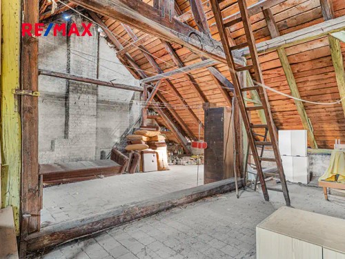 Prodej domu 382 m², pozemek 521 m²