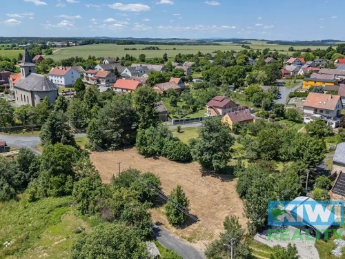 Prodej stavebního pozemku 1744 m²