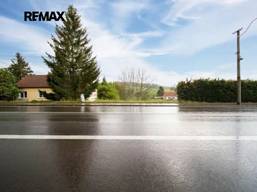 Prodej stavebního pozemku 699 m²