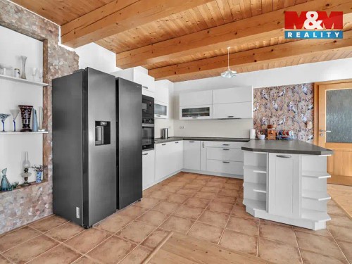 Prodej domu 400 m², pozemek 5480 m²