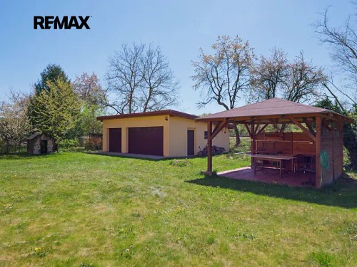 Prodaná vila 320 m², pozemek 1201 m²