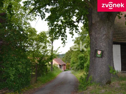 Prodej stavebního pozemku 2553 m²