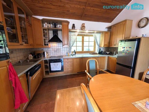 Prodej chalupy 160 m², pozemek 2696 m²